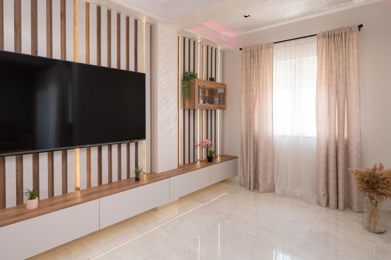 Luxury Apartman Imperio Sibenik Exterior photo